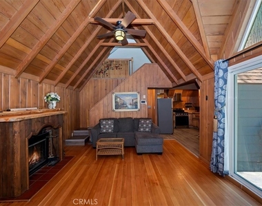 311 Hemlock - Photo Thumbnail 4