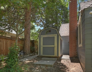 311 Hemlock - Photo Thumbnail 26
