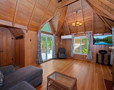 311 Hemlock - Photo Thumbnail 5