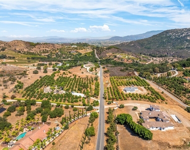 28270 Via Santa Rosa - Photo Thumbnail 62