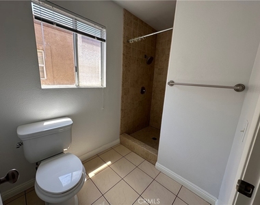 14748 Moon Crest - Photo Thumbnail 19