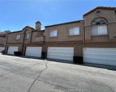 14748 Moon Crest - Photo Thumbnail 31