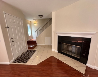 14748 Moon Crest - Photo Thumbnail 9