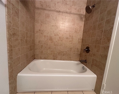 14748 Moon Crest - Photo Thumbnail 20
