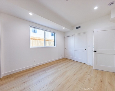 1021 S. Citrus Avenue - Photo Thumbnail 27