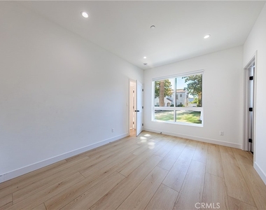 1021 S. Citrus Avenue - Photo Thumbnail 18