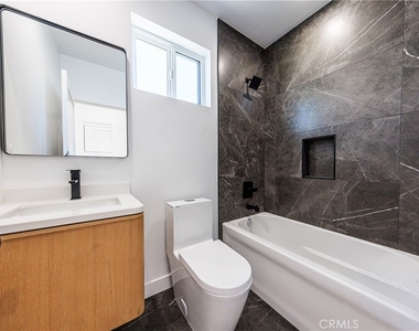 1021 S. Citrus Avenue - Photo Thumbnail 27