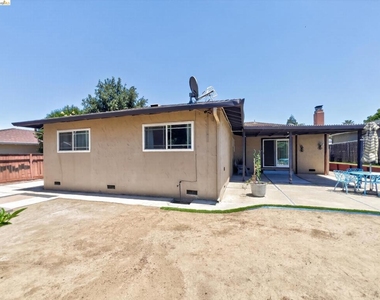 2928 Rio Grande Dr - Photo Thumbnail 32
