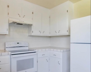 3513 Fairview - Photo Thumbnail 3