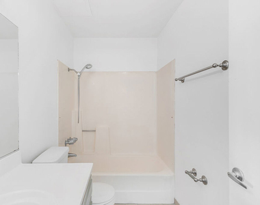 3600 Bagley Avenue - Photo Thumbnail 10