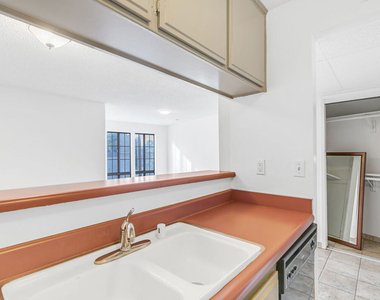 3600 Bagley Avenue - Photo Thumbnail 7