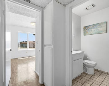 3600 Bagley Avenue - Photo Thumbnail 14