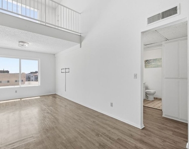 3600 Bagley Avenue - Photo Thumbnail 1