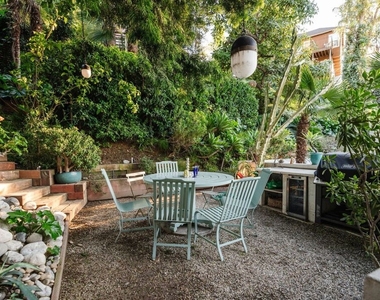 1530 N Easterly Terrace - Photo Thumbnail 32