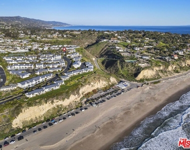 6801 Seawatch Lane - Photo Thumbnail 33