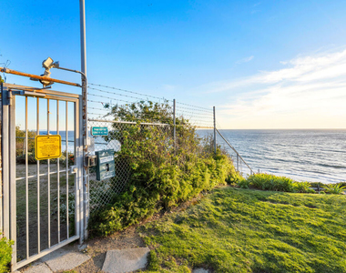 6801 Seawatch Lane - Photo Thumbnail 28