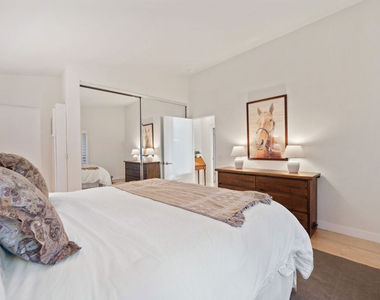 6801 Seawatch Lane - Photo Thumbnail 10