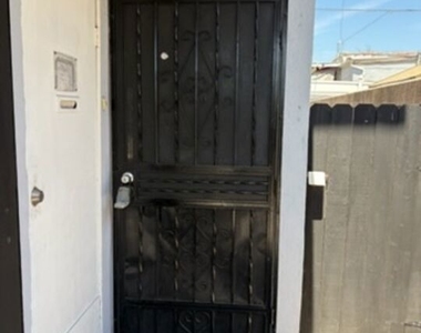 3119 W 71st Street - Photo Thumbnail 1