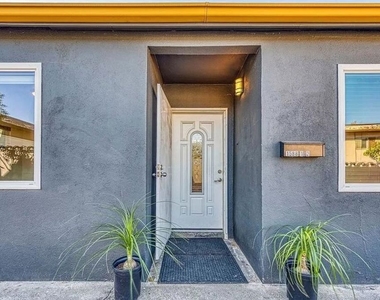 1588 1/2 W 36th Street - Photo Thumbnail 3