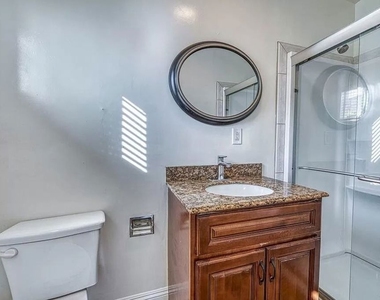 1588 1/2 W 36th Street - Photo Thumbnail 16