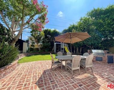 7842 W 79th Street - Photo Thumbnail 21