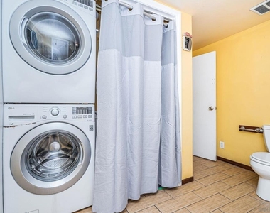 2559 Tuberose St - Photo Thumbnail 20