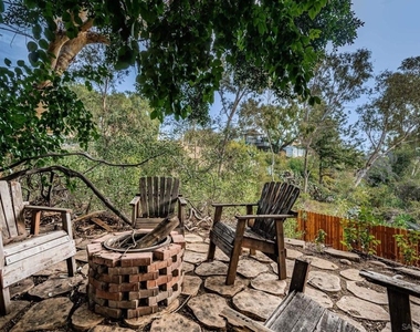 2559 Tuberose St - Photo Thumbnail 36