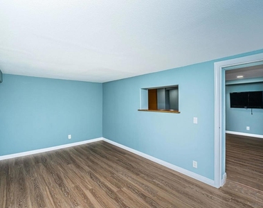 2559 Tuberose St - Photo Thumbnail 14
