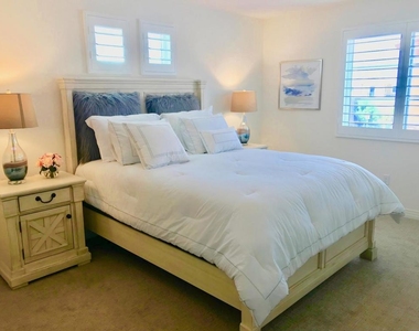 52439 Hawthorn Court - Photo Thumbnail 7