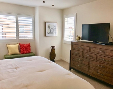 52439 Hawthorn Court - Photo Thumbnail 8