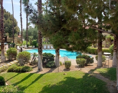 2810 N Arcadia Court - Photo Thumbnail 22