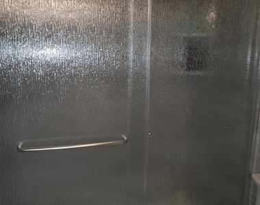 2810 N Arcadia Court - Photo Thumbnail 16