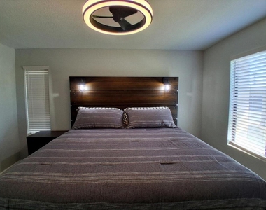 35200 Cathedral Canyon Drive - Photo Thumbnail 9