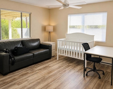 11393 Artesia Way - Photo Thumbnail 7
