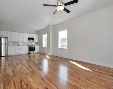 145 Main Street - Photo Thumbnail 11