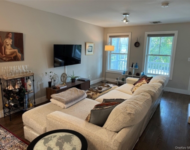 282 High Avenue - Photo Thumbnail 5