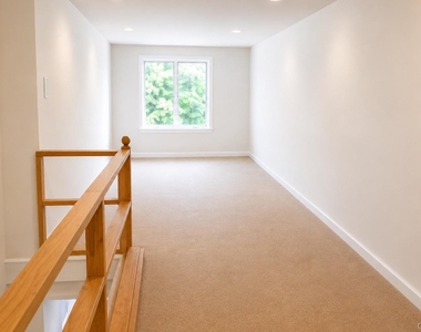 449 White Schoolhouse Road - Photo Thumbnail 9