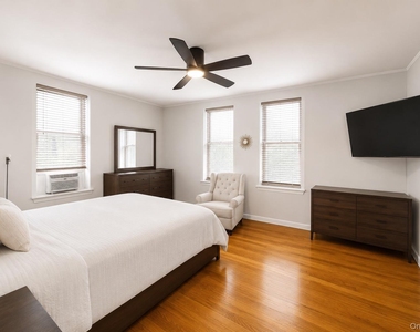 472 Gramatan Avenue - Photo Thumbnail 6