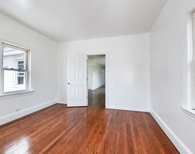 615 Smith Street - Photo Thumbnail 13