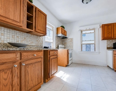 615 Smith Street - Photo Thumbnail 5