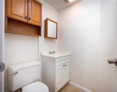 107 E Woodside Avenue - Photo Thumbnail 17