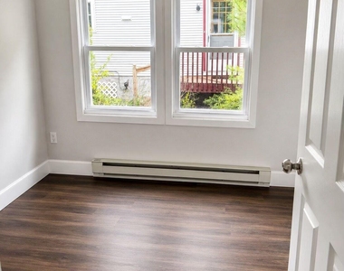 222 Lehigh Avenue - Photo Thumbnail 5