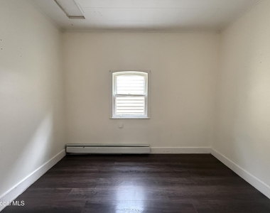 403 2nd Street - Photo Thumbnail 10