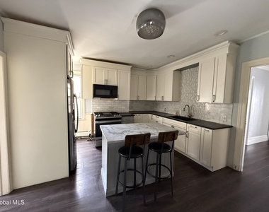 403 2nd Street - Photo Thumbnail 6