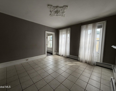 403 2nd Street - Photo Thumbnail 9