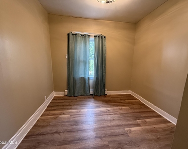 403 2nd Street - Photo Thumbnail 7