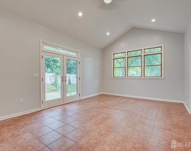 58 Pleasant Valley Road - Photo Thumbnail 19