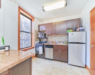 362 W 36th Street - Photo Thumbnail 5