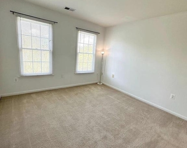19 Sunrise Valley Court - Photo Thumbnail 30