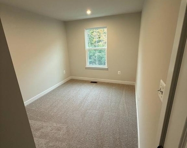 6932 Braxton Springs Way - Photo Thumbnail 20